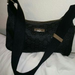 Small black Authentic GUCCI Purse